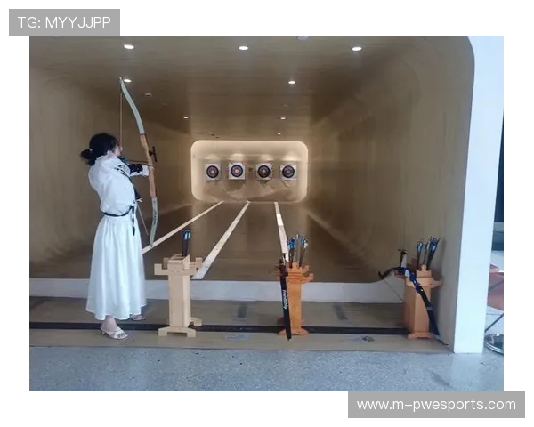 李梦麒最后一箭定乾坤,高举弓箭振臂欢呼 李梦麒最后一箭定乾坤,高举弓箭振臂欢呼