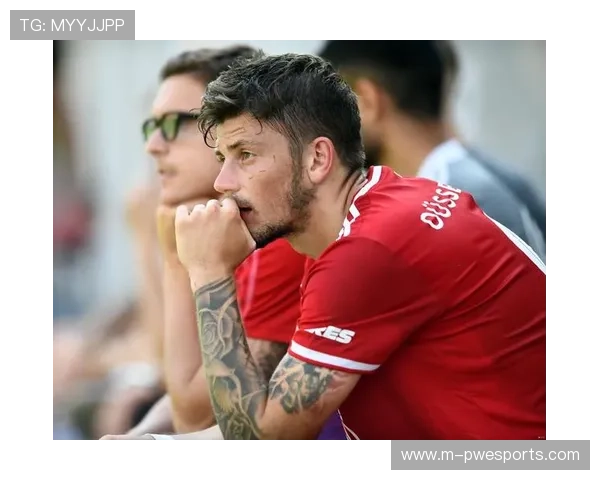 德甲俱乐部社交媒体粉丝破亿,年轻化显著 德甲俱乐部社交媒体粉丝破亿,年轻化显著