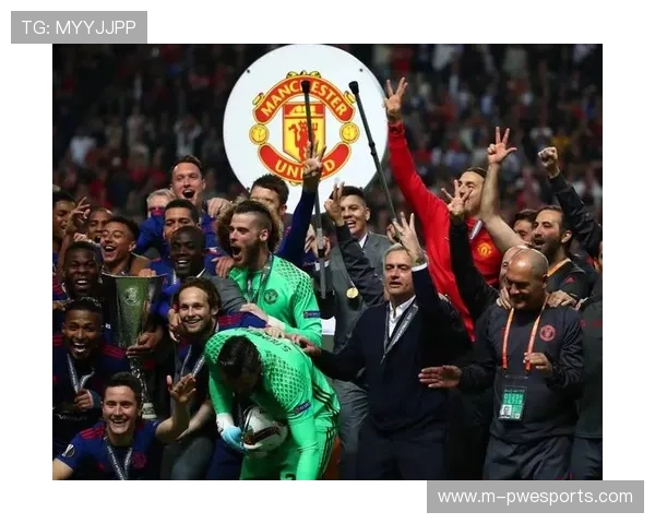 历史:曼联1999年三冠王伟业,经典瞬间重温 历史:曼联1999年三冠王伟业,经典瞬间重温